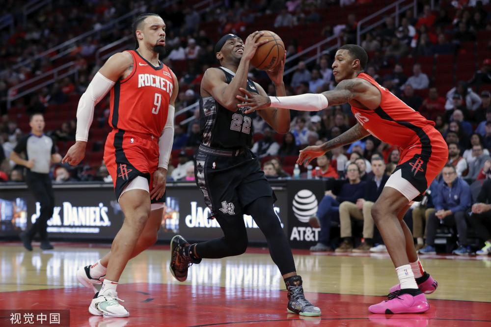 记者:贡萨洛-拉莫斯也在纽卡引援名单中,谢什科仍是首选.